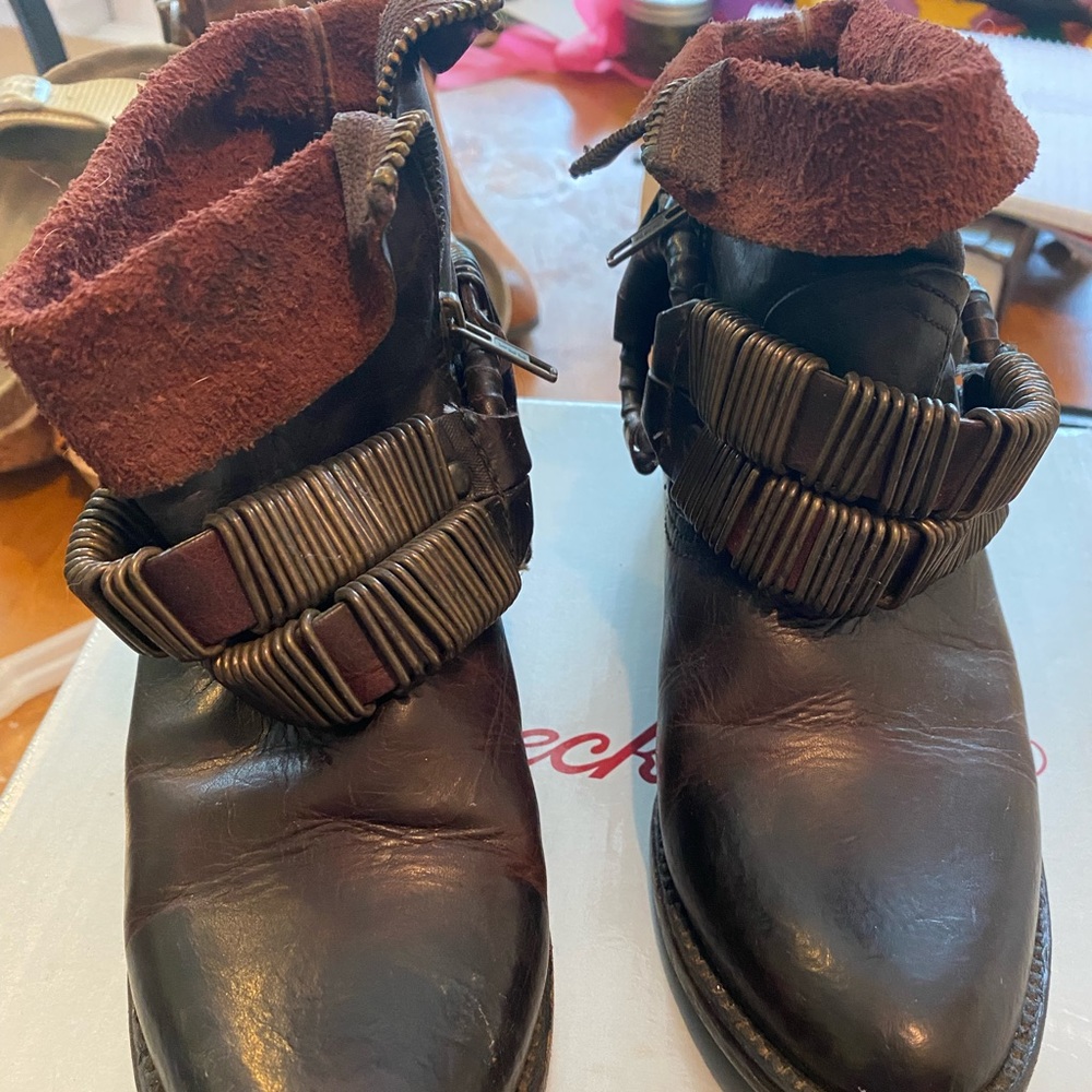 Free Bird boots